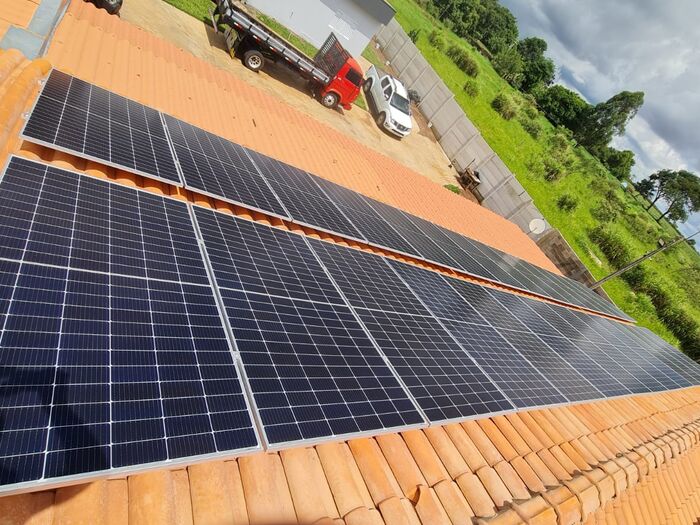 Instalação de módulos fotovoltaicos em propriedade rural